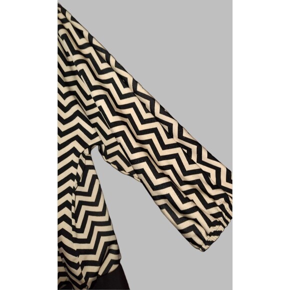 AGB Black and Tan Midi Dress with Half Sleeves - Picture 6 of 8